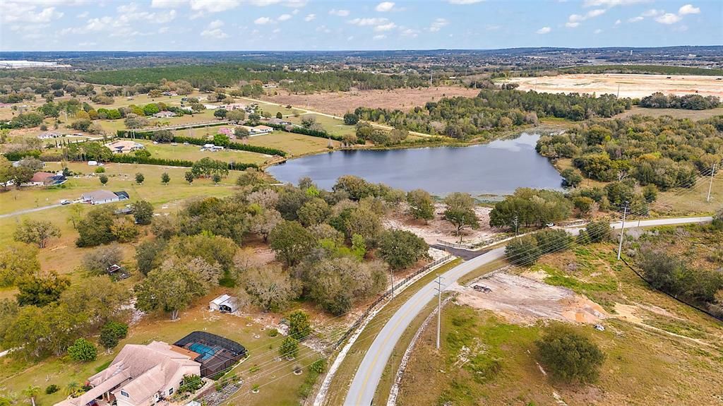 En Venta: $425,000 (5.70 acres)