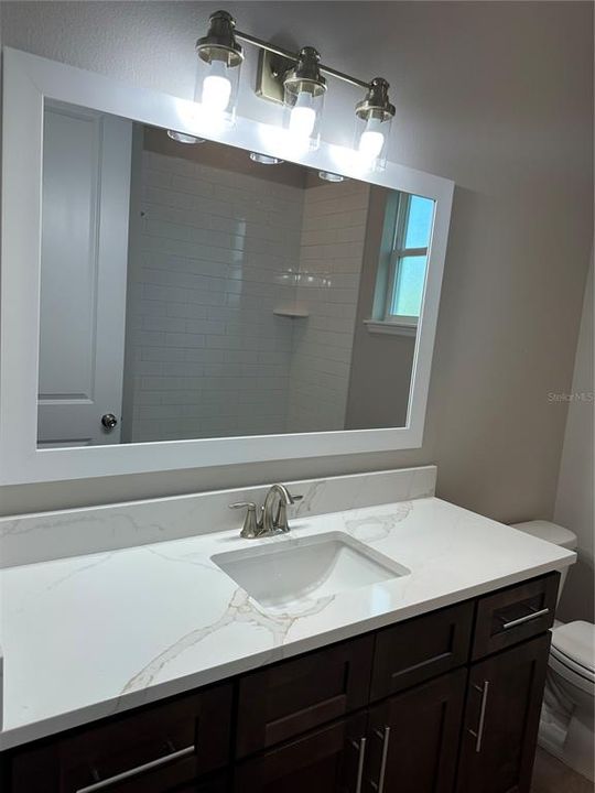 На продажу: $444,900 (3 спален, 2 ванн, 1776 Квадратных фут)