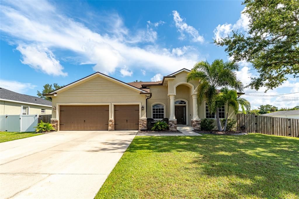 На продажу: $587,900 (4 спален, 3 ванн, 2125 Квадратных фут)