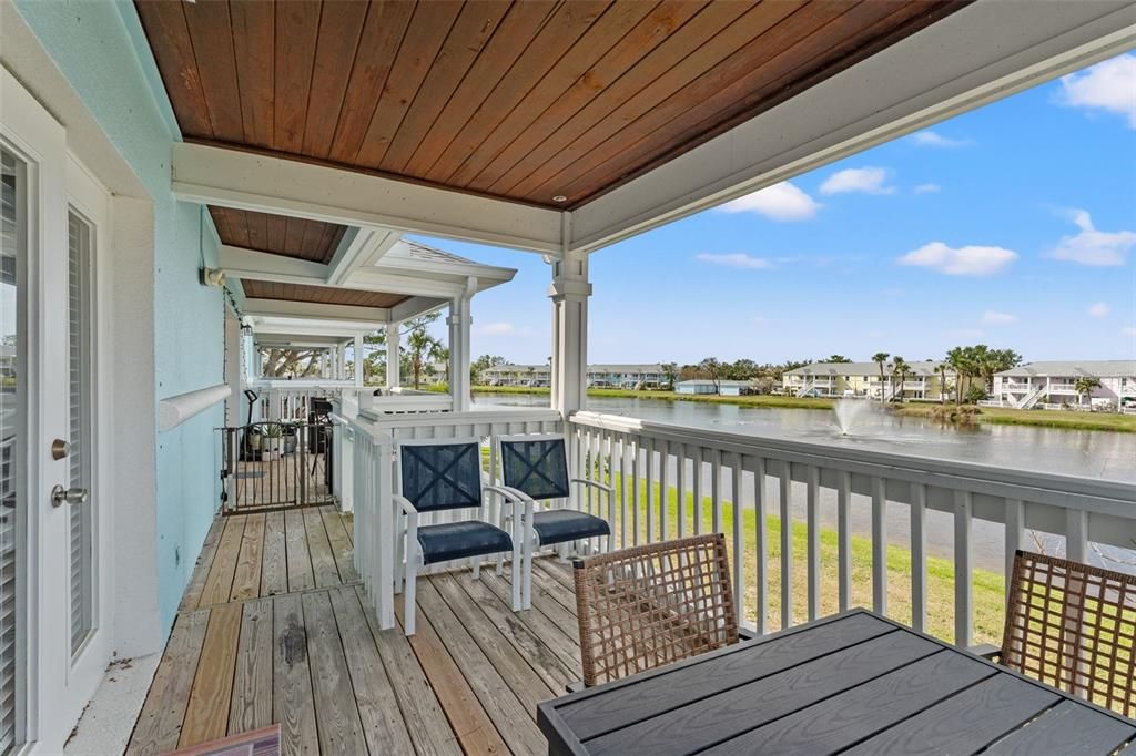 Active With Contract: $1,650 (1 beds, 1 baths, 561 Square Feet)