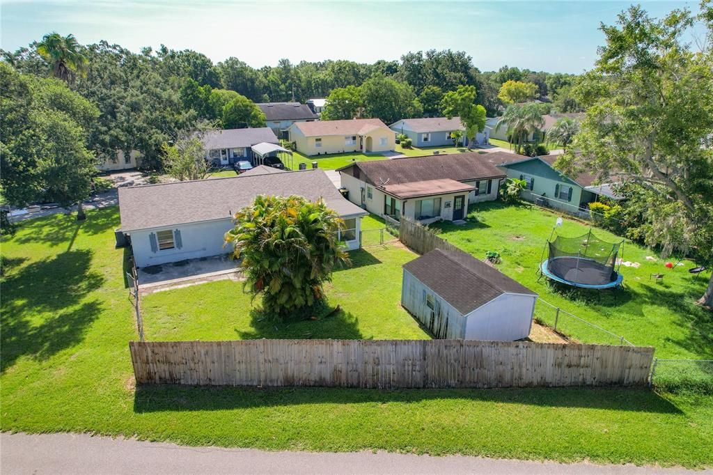 Active With Contract: $209,900 (2 beds, 2 baths, 985 Square Feet)