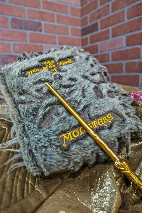 For Sale: $580,000 (5 beds, 4 baths, 2168 Square Feet)