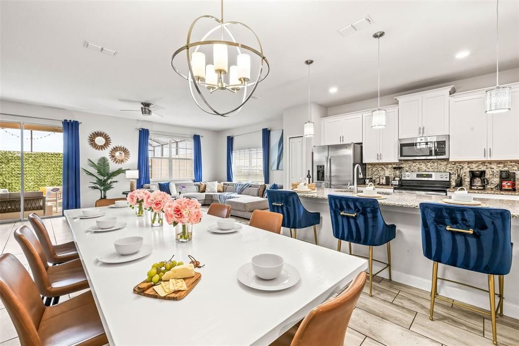 For Sale: $580,000 (5 beds, 4 baths, 2168 Square Feet)