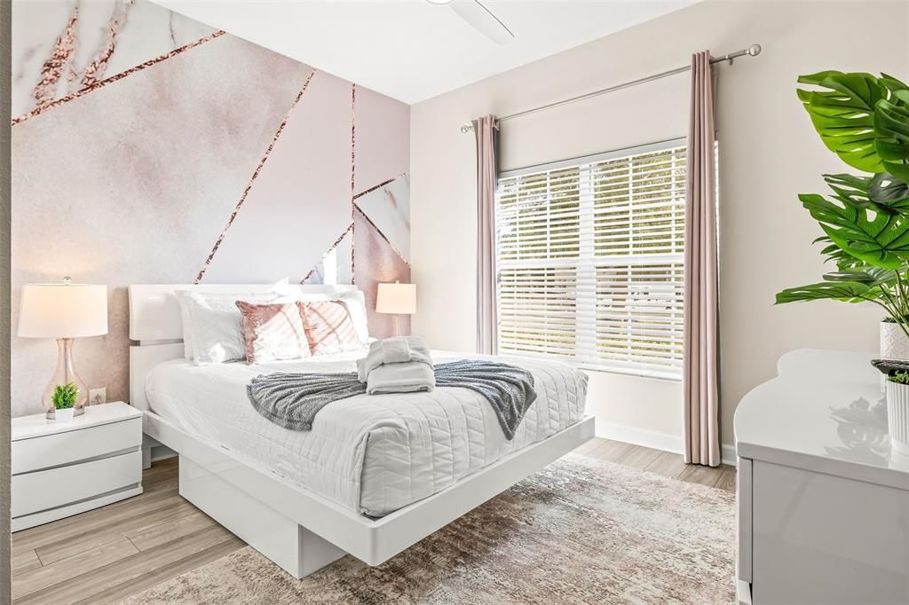 For Sale: $580,000 (5 beds, 4 baths, 2168 Square Feet)