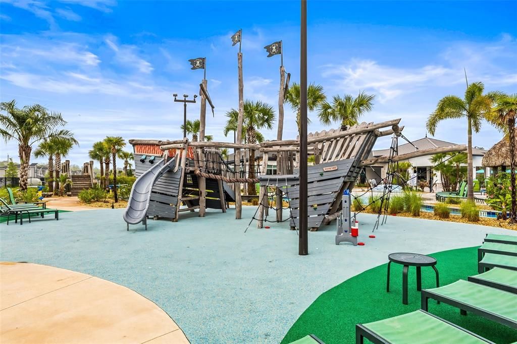 For Sale: $580,000 (5 beds, 4 baths, 2168 Square Feet)