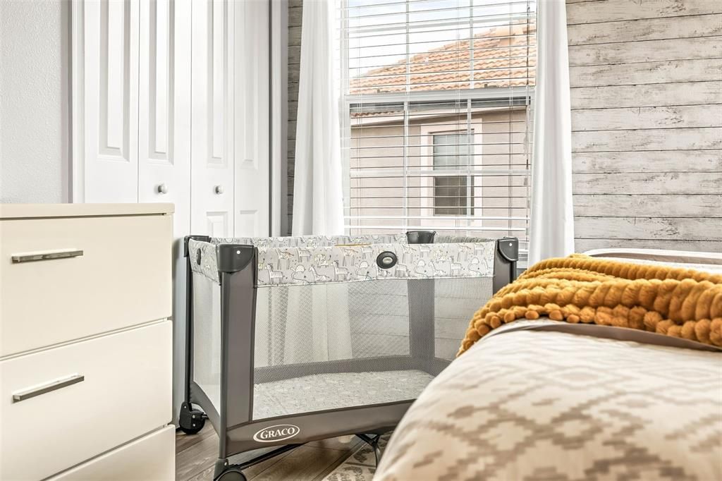 For Sale: $580,000 (5 beds, 4 baths, 2168 Square Feet)