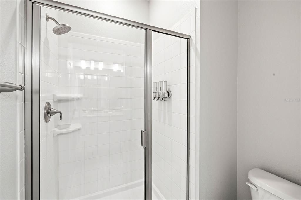 For Sale: $580,000 (5 beds, 4 baths, 2168 Square Feet)