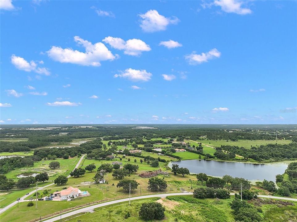 En Venta: $440,000 (5.00 acres)