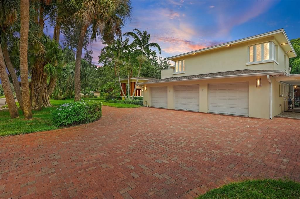 En Venta: $1,250,000 (4 camas, 4 baños, 3836 Pies cuadrados)