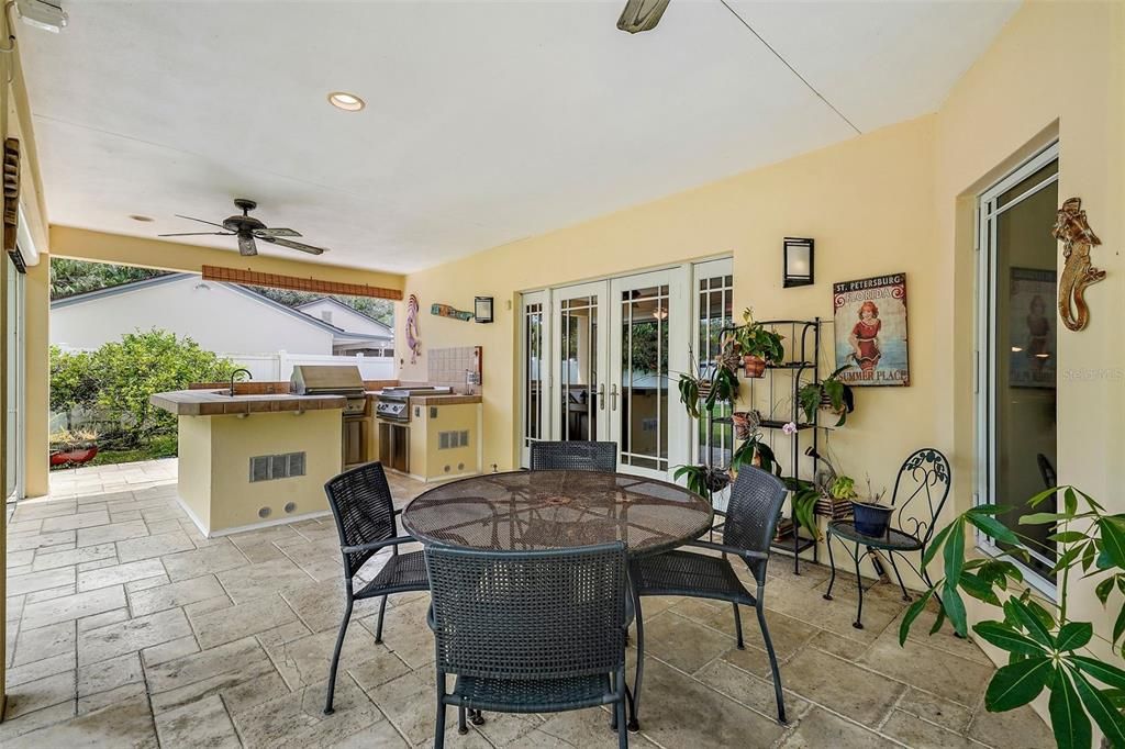 En Venta: $1,250,000 (4 camas, 4 baños, 3836 Pies cuadrados)