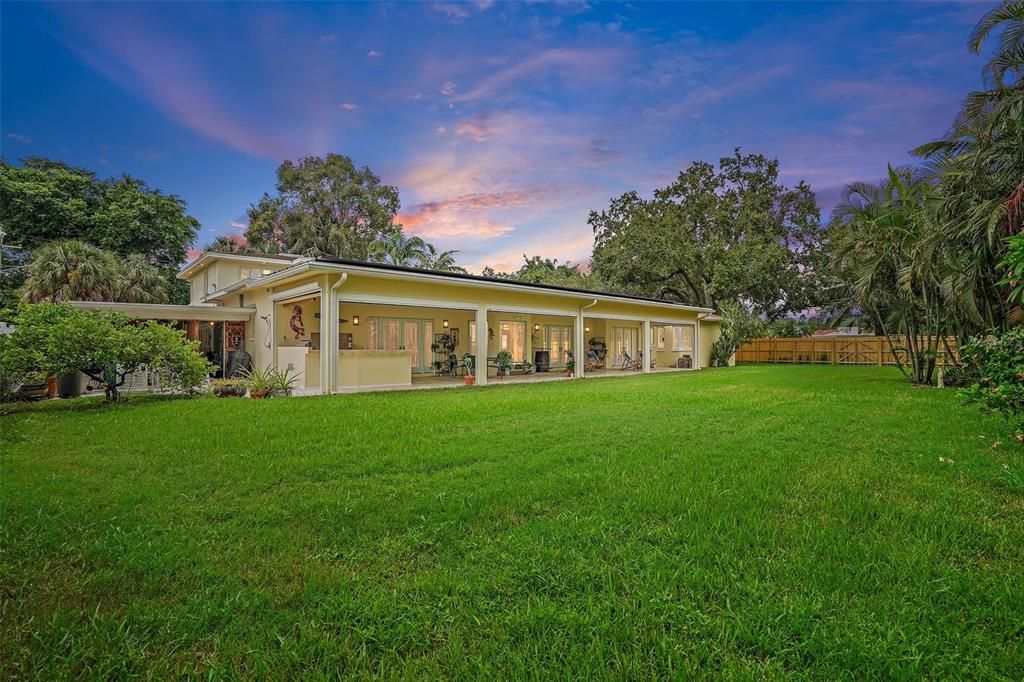 En Venta: $1,250,000 (4 camas, 4 baños, 3836 Pies cuadrados)