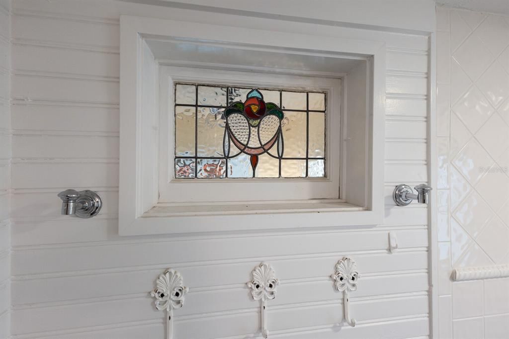 待售: $990,000 (2 贝兹, 1 浴室, 674 平方英尺)