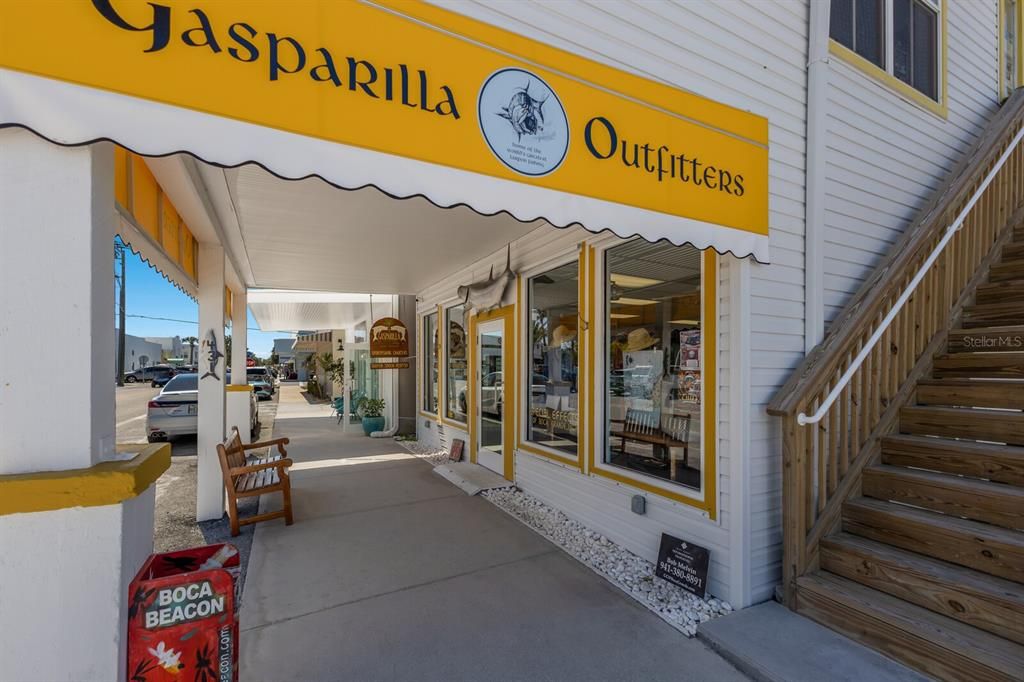 待售: $990,000 (2 贝兹, 1 浴室, 674 平方英尺)