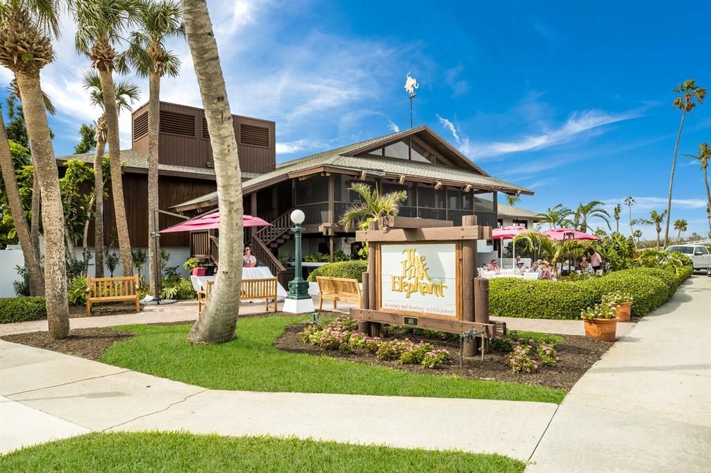 待售: $990,000 (2 贝兹, 1 浴室, 674 平方英尺)