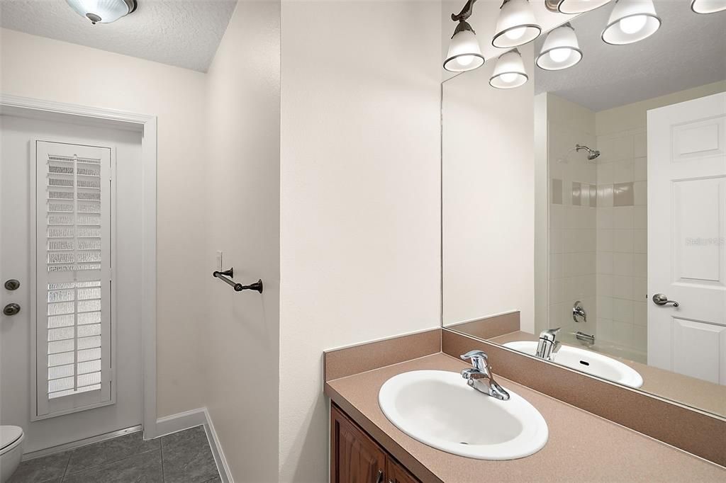 Active With Contract: $665,000 (3 beds, 2 baths, 2122 Square Feet)