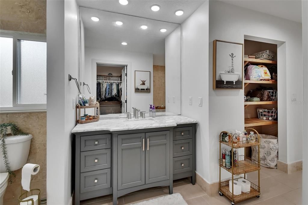 For Sale: $699,900 (3 beds, 2 baths, 3000 Square Feet)