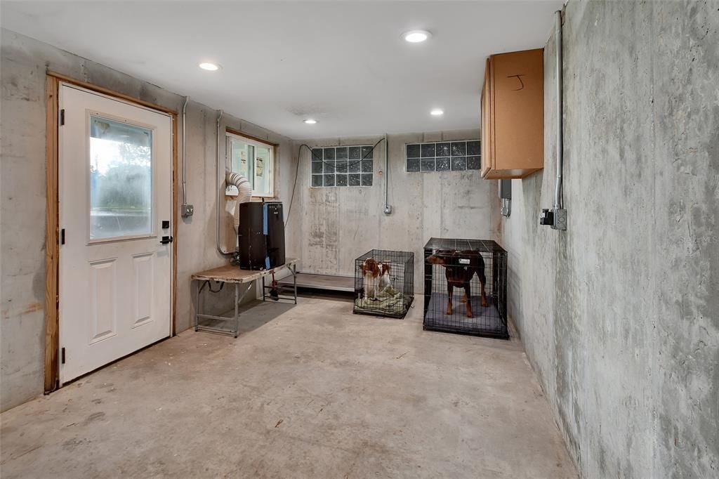 For Sale: $699,900 (3 beds, 2 baths, 3000 Square Feet)