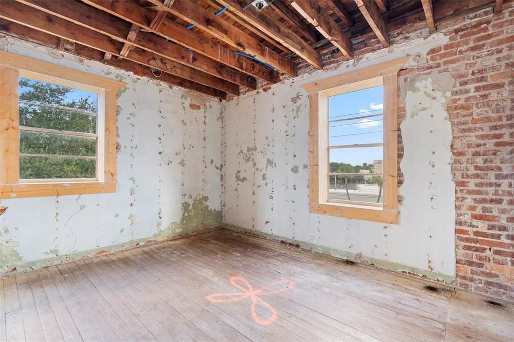 На продажу: $999,900 (0 спален, 0 ванн, 4422 Квадратных фут)