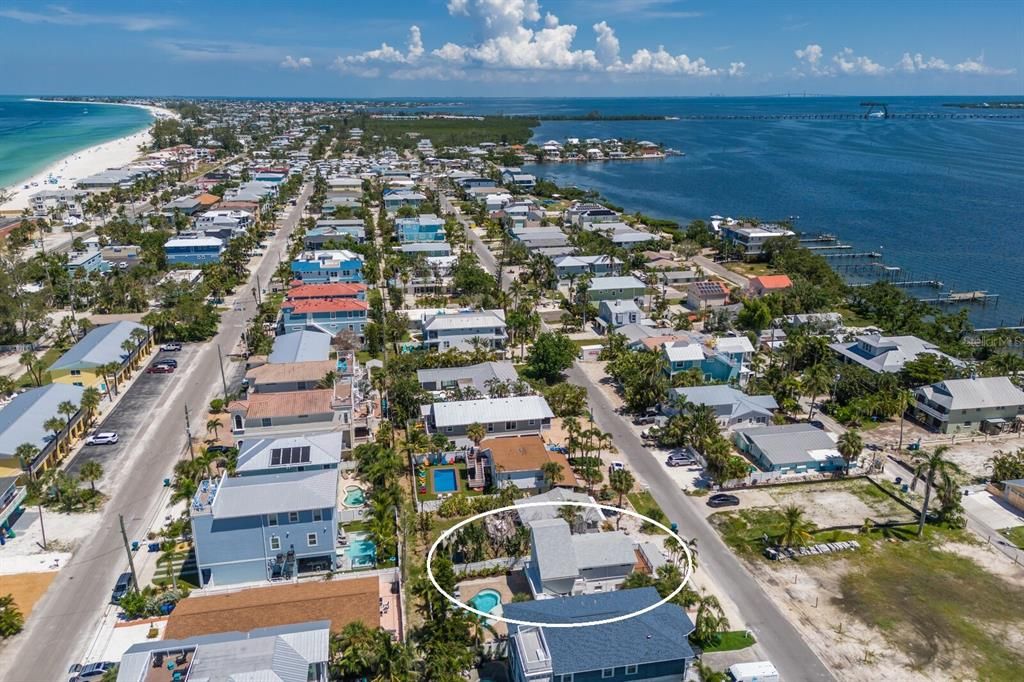 Activo con contrato: $1,349,000 (3 camas, 3 baños, 2145 Pies cuadrados)