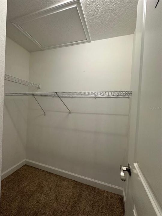 En Venta: $499,000 (4 camas, 3 baños, 1914 Pies cuadrados)