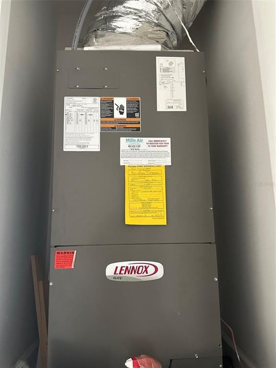 En Venta: $499,000 (4 camas, 3 baños, 1914 Pies cuadrados)