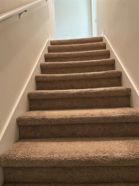 En Venta: $499,000 (4 camas, 3 baños, 1914 Pies cuadrados)