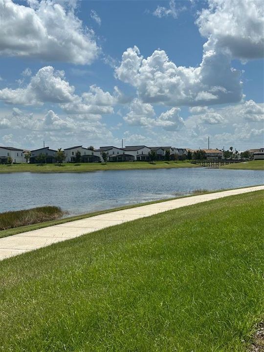 En Venta: $499,000 (4 camas, 3 baños, 1914 Pies cuadrados)