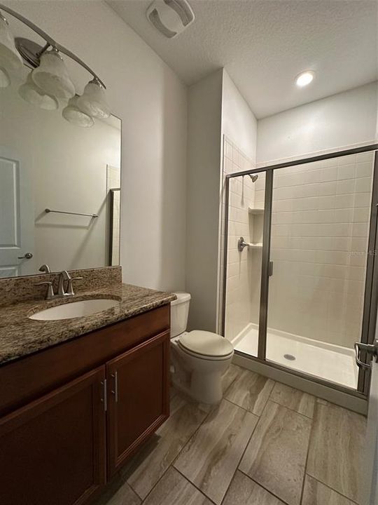 En Venta: $499,000 (4 camas, 3 baños, 1914 Pies cuadrados)