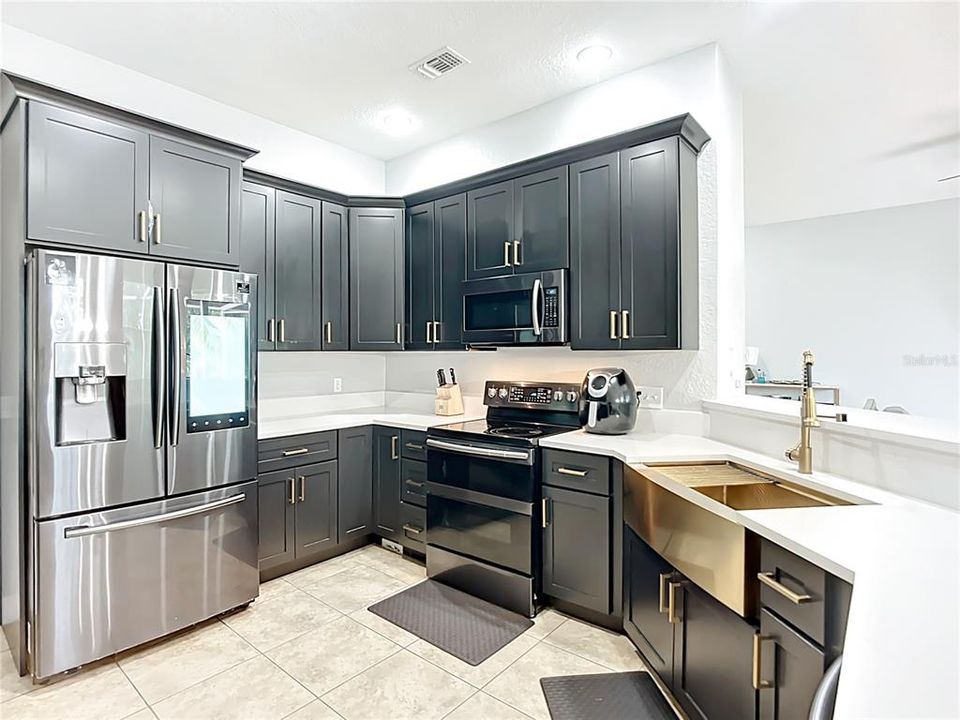 En Venta: $355,000 (3 camas, 2 baños, 2154 Pies cuadrados)