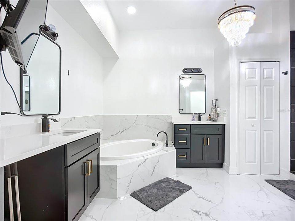 En Venta: $355,000 (3 camas, 2 baños, 2154 Pies cuadrados)