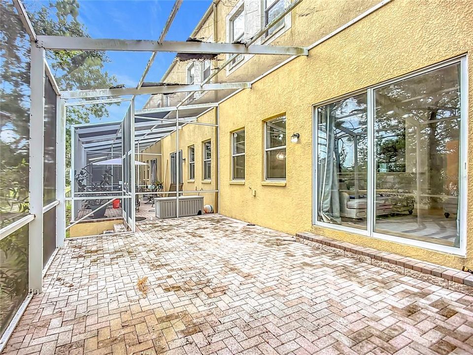 En Venta: $355,000 (3 camas, 2 baños, 2154 Pies cuadrados)