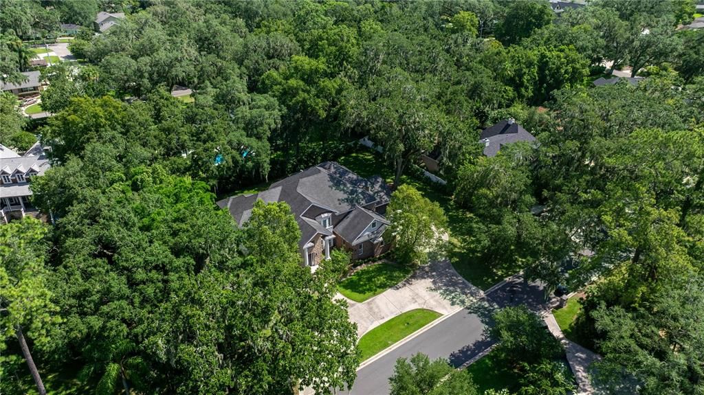 待售: $2,000,000 (4 贝兹, 3 浴室, 5825 平方英尺)