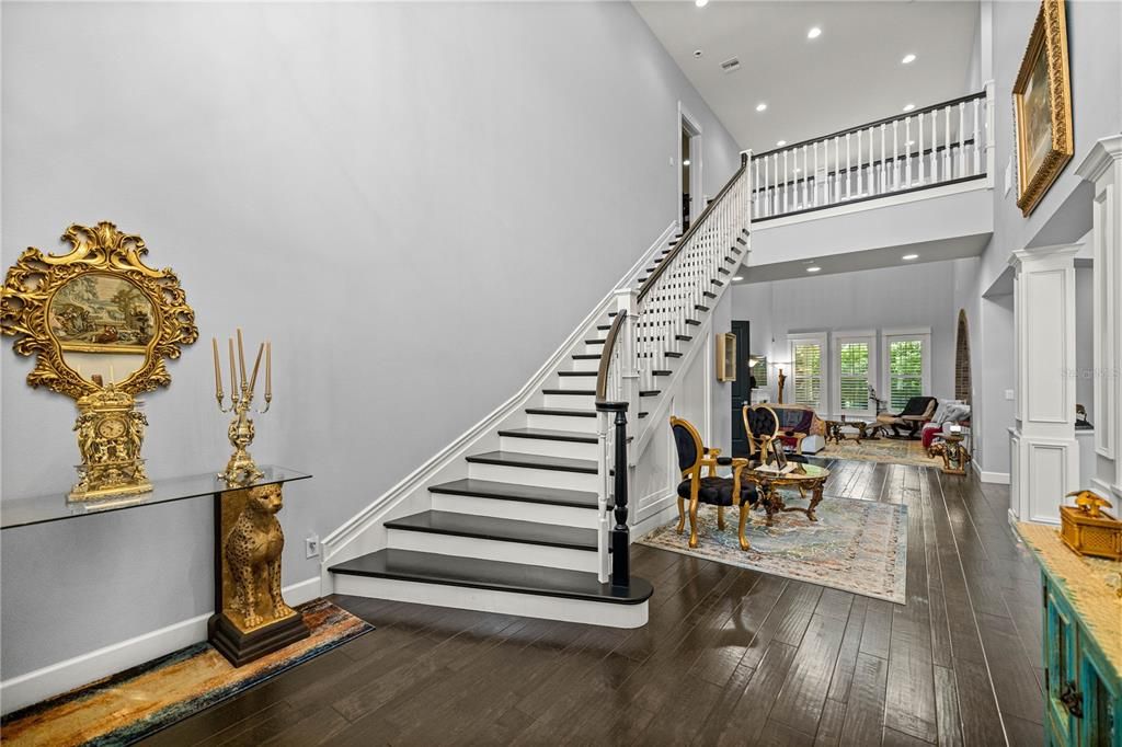 待售: $2,000,000 (4 贝兹, 3 浴室, 5825 平方英尺)