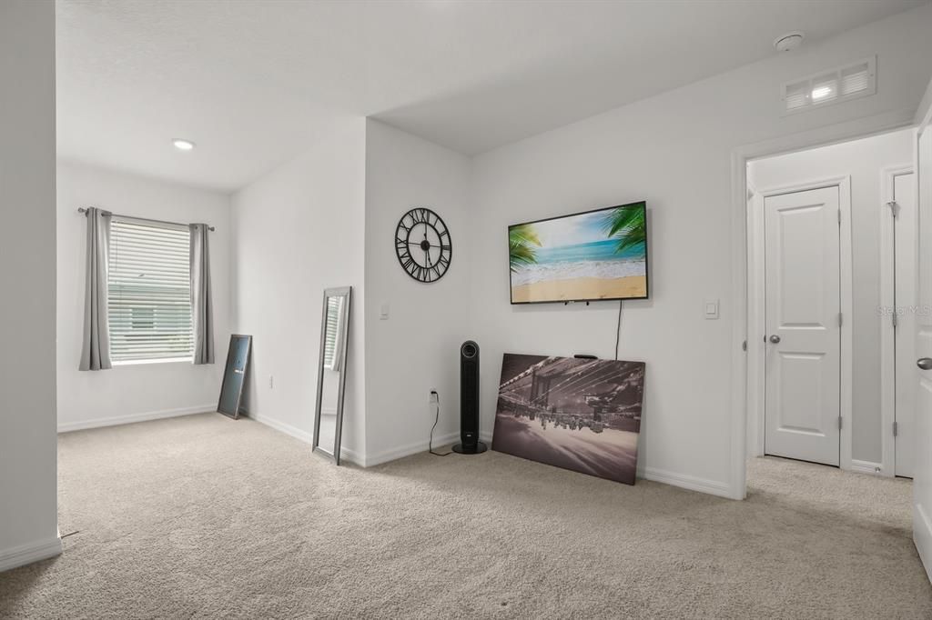 En Venta: $315,500 (3 camas, 2 baños, 1707 Pies cuadrados)