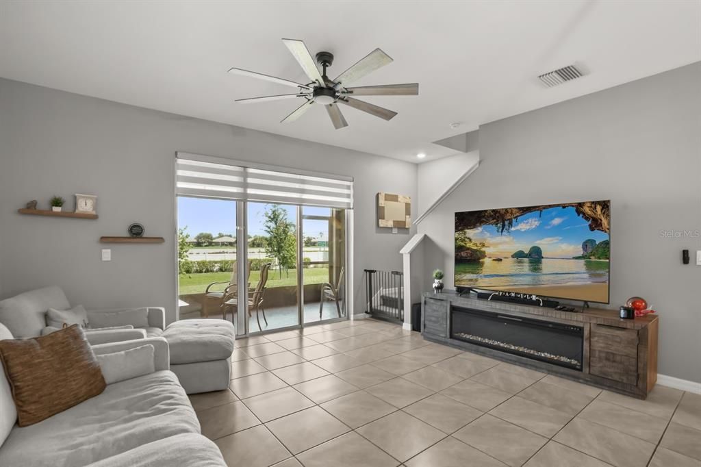 En Venta: $315,500 (3 camas, 2 baños, 1707 Pies cuadrados)