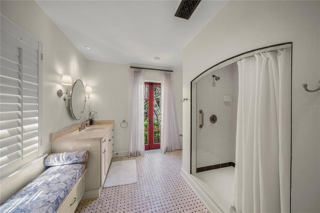 待售: $16,850,000 (5 贝兹, 6 浴室, 7817 平方英尺)