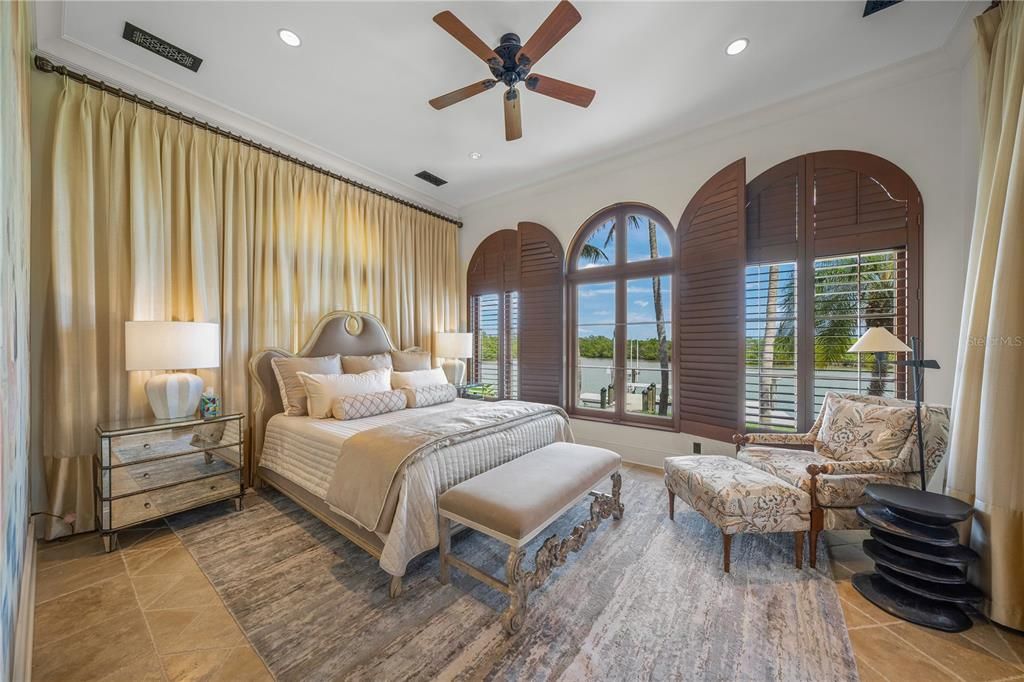 待售: $16,850,000 (5 贝兹, 6 浴室, 7817 平方英尺)