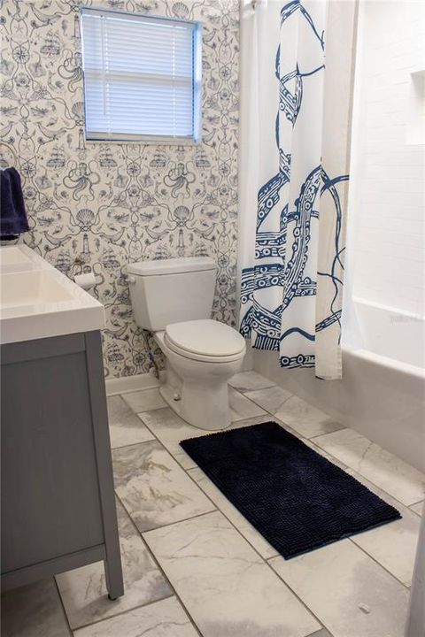 For Sale: $449,000 (3 beds, 3 baths, 1875 Square Feet)