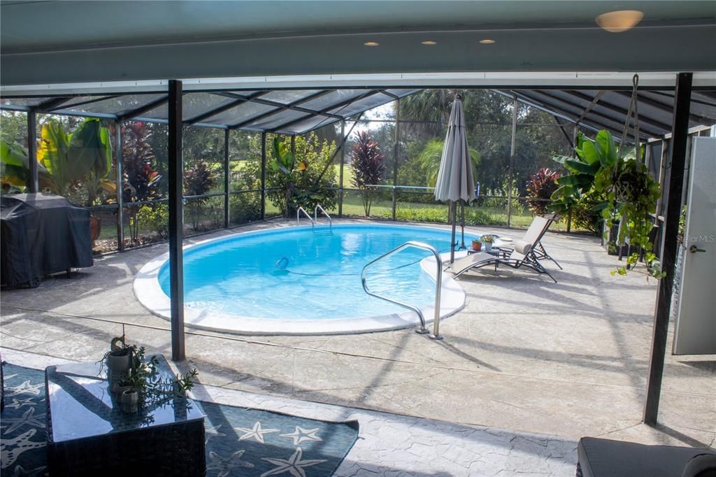 For Sale: $449,000 (3 beds, 3 baths, 1875 Square Feet)