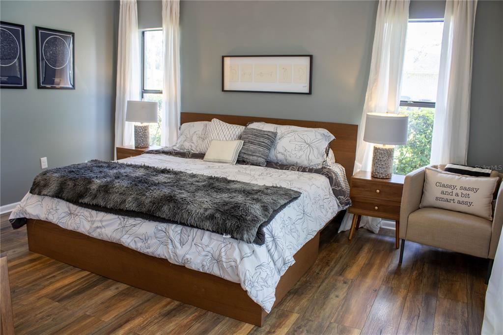 For Sale: $449,000 (3 beds, 3 baths, 1875 Square Feet)