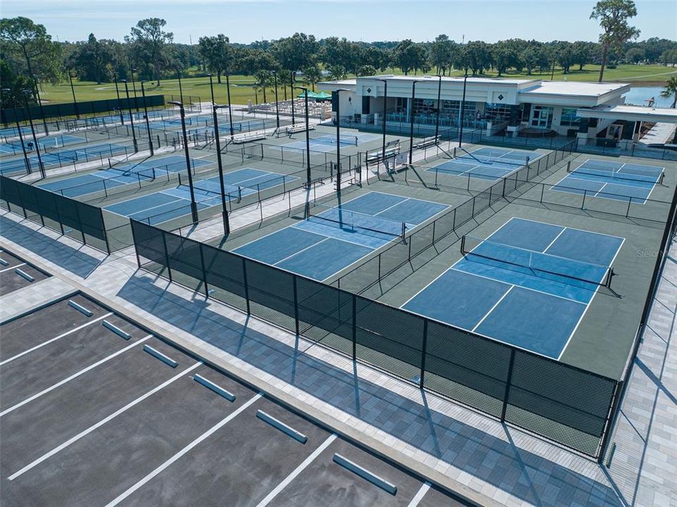 For Sale: $449,000 (3 beds, 3 baths, 1875 Square Feet)