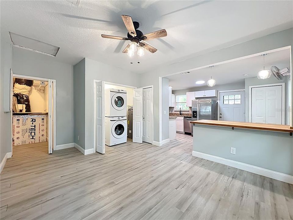 На продажу: $269,000 (3 спален, 2 ванн, 1454 Квадратных фут)