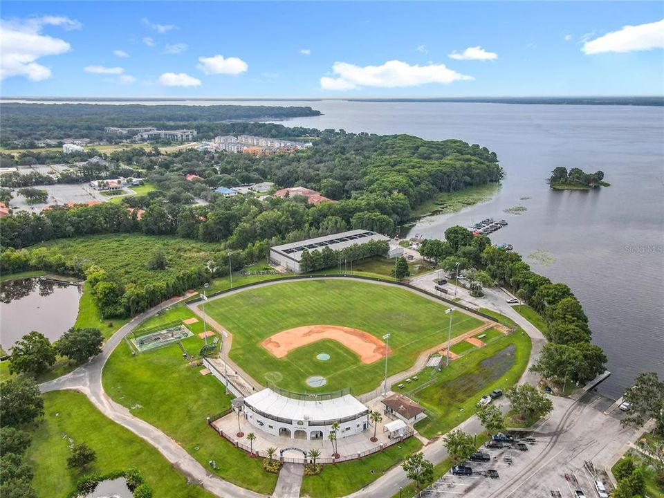 На продажу: $269,000 (3 спален, 2 ванн, 1454 Квадратных фут)