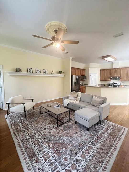 Active With Contract: $580,000 (5 beds, 3 baths, 2633 Square Feet)