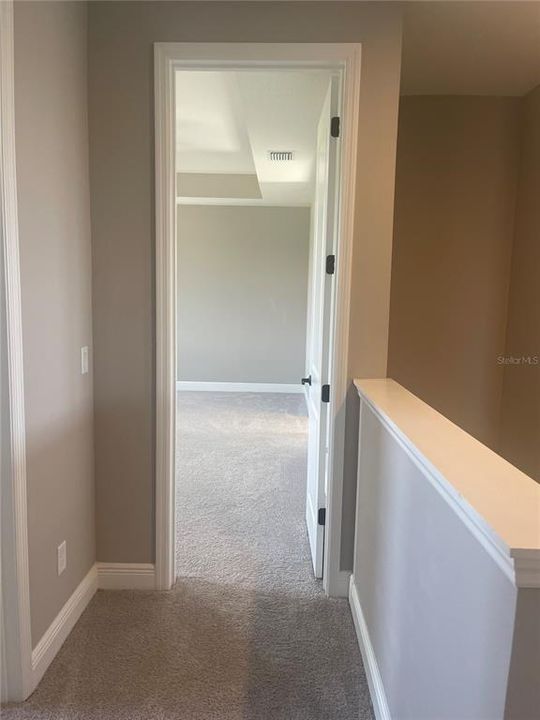 For Rent: $3,690 (4 beds, 2 baths, 2810 Square Feet)