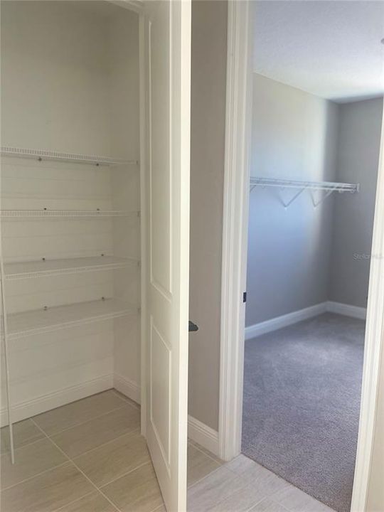 For Rent: $3,690 (4 beds, 2 baths, 2810 Square Feet)