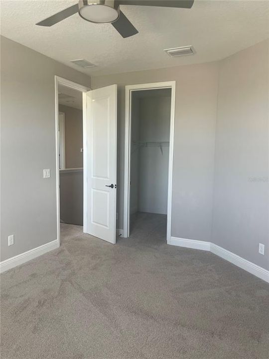 For Rent: $3,690 (4 beds, 2 baths, 2810 Square Feet)