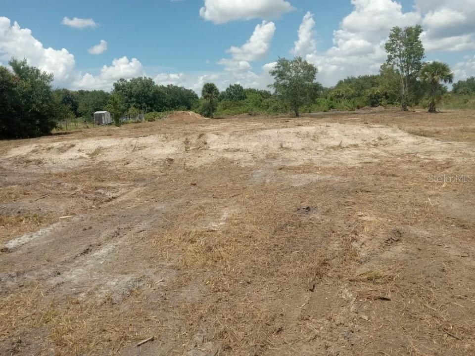 待售: $64,600 (1.50 acres)