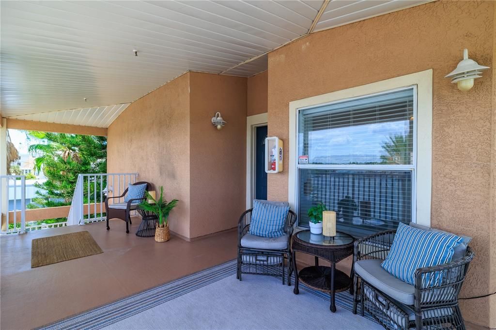 For Sale: $675,000 (2 beds, 2 baths, 1425 Square Feet)