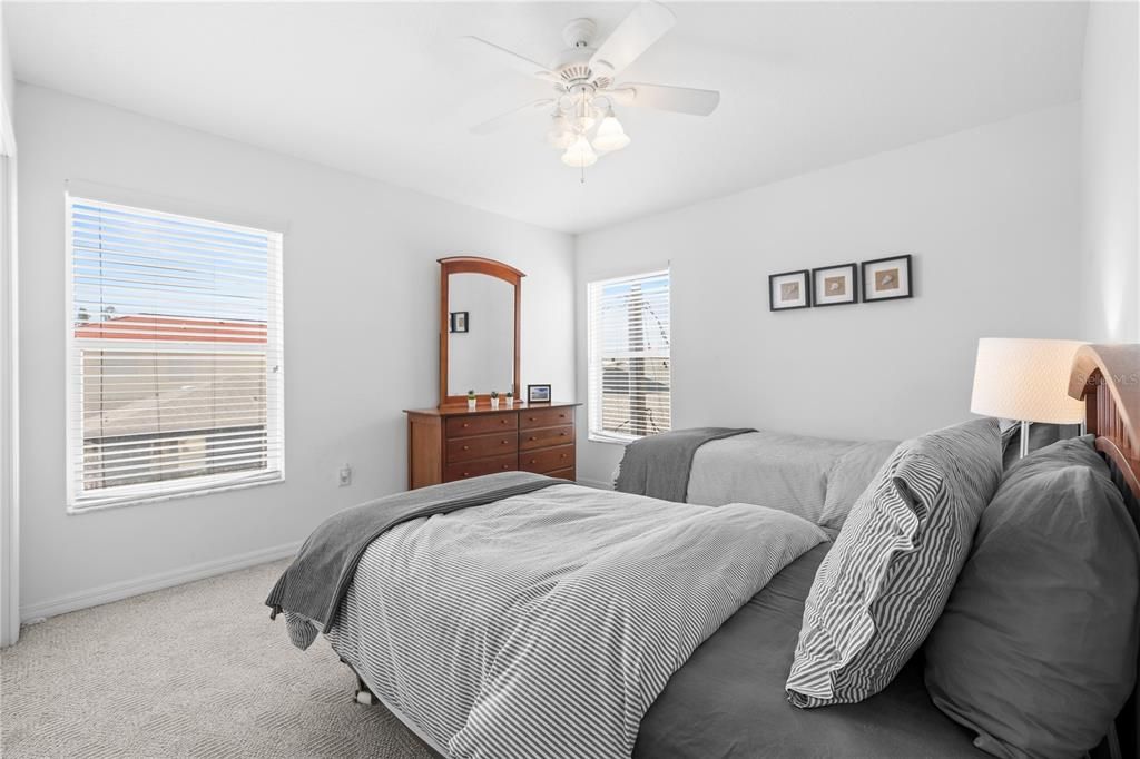 For Sale: $675,000 (2 beds, 2 baths, 1425 Square Feet)